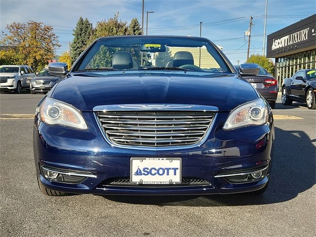 2013 Chrysler 200 Limited