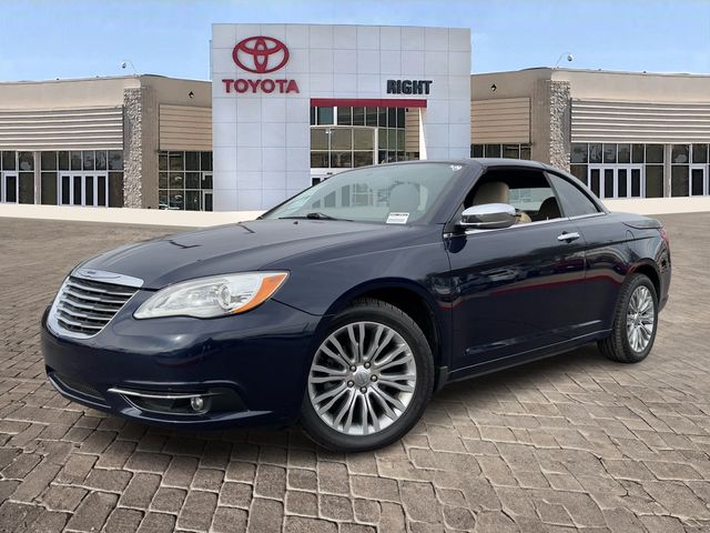 2013 Chrysler 200 Limited