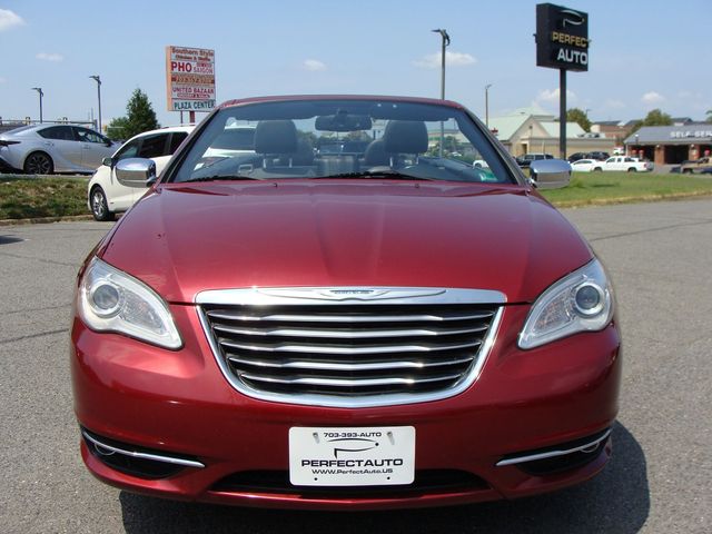 2013 Chrysler 200 Limited