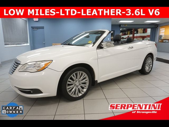 2013 Chrysler 200 Limited