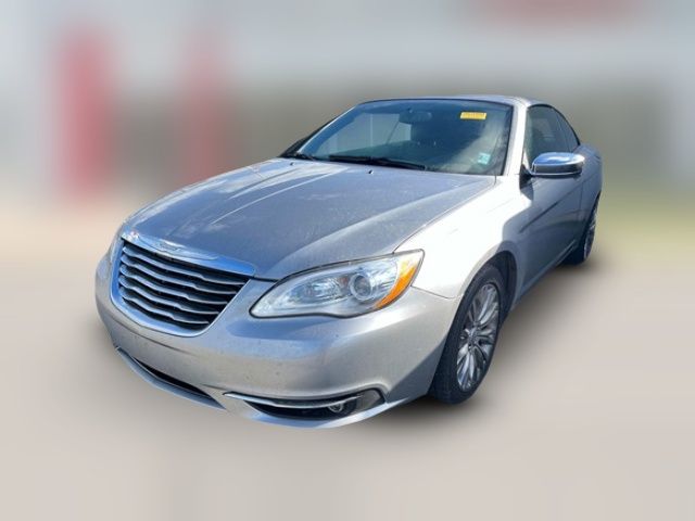 2013 Chrysler 200 Limited