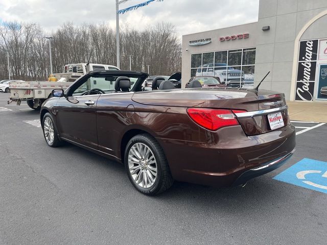 2013 Chrysler 200 Limited