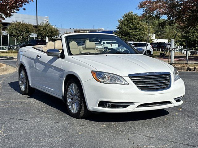 2013 Chrysler 200 Limited