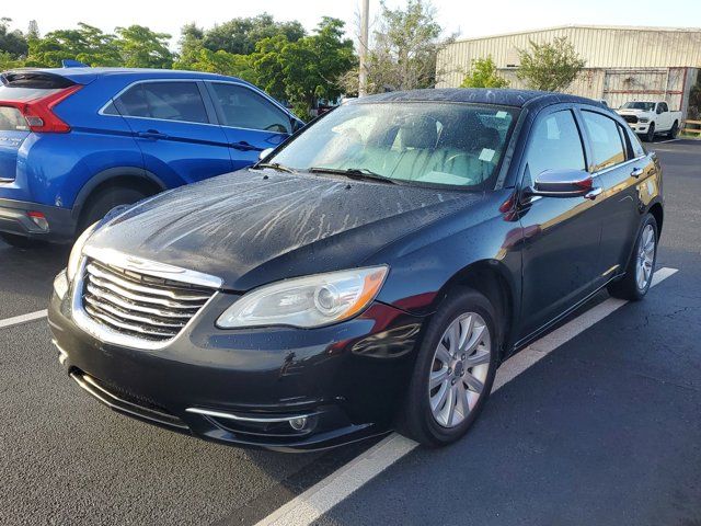 2013 Chrysler 200 Limited