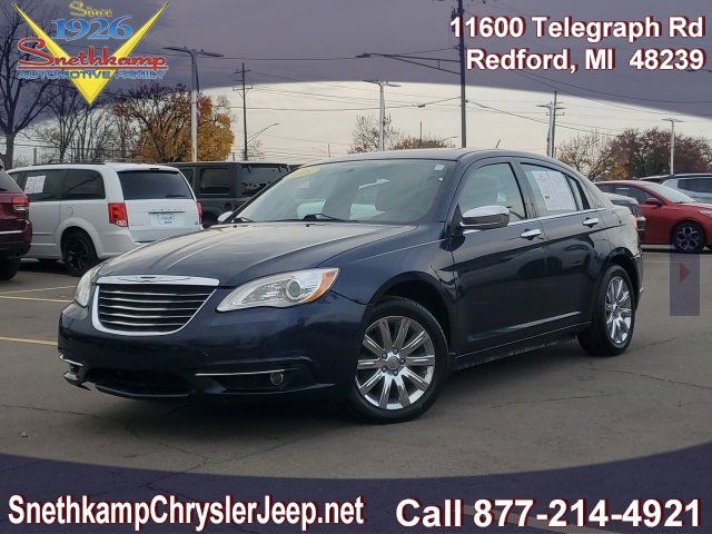 2013 Chrysler 200 Limited