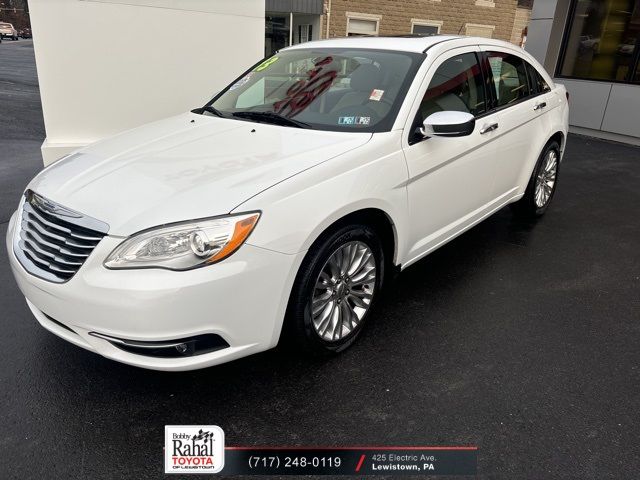 2013 Chrysler 200 Limited