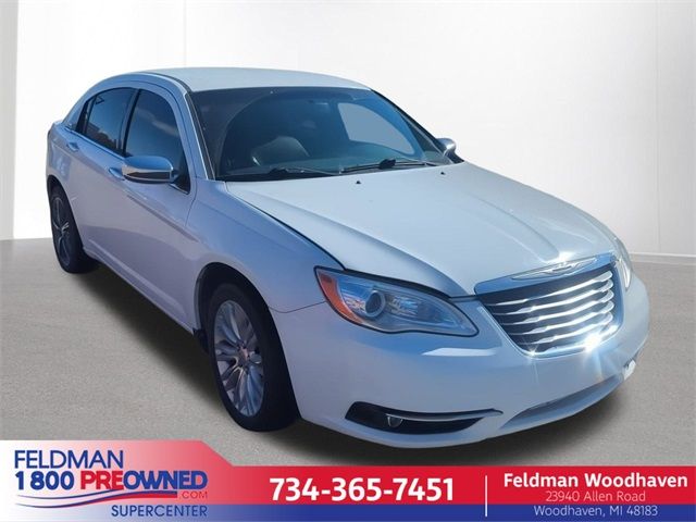 2013 Chrysler 200 Limited