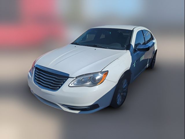 2013 Chrysler 200 Limited