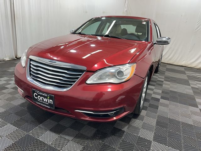 2013 Chrysler 200 Limited