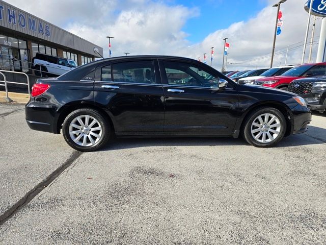 2013 Chrysler 200 Limited