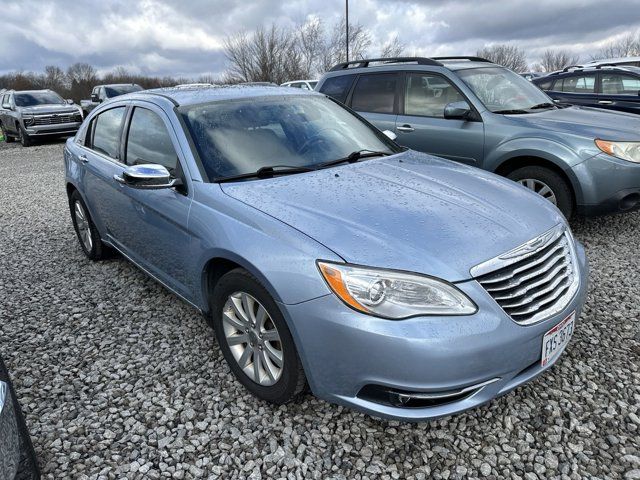 2013 Chrysler 200 Limited