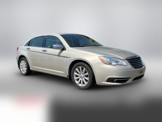2013 Chrysler 200 Limited