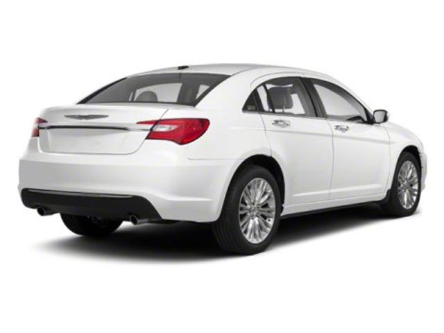 2013 Chrysler 200 Limited