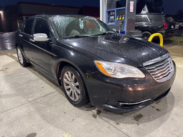 2013 Chrysler 200 Limited