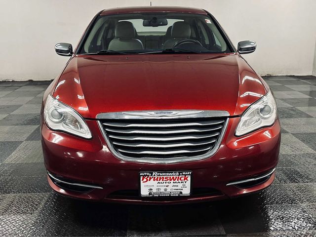 2013 Chrysler 200 Limited