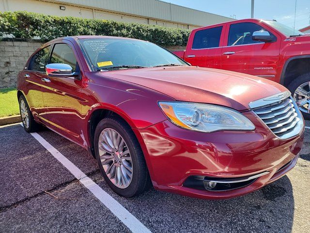 2013 Chrysler 200 Limited