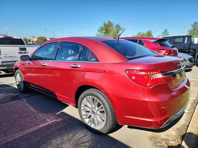 2013 Chrysler 200 Limited