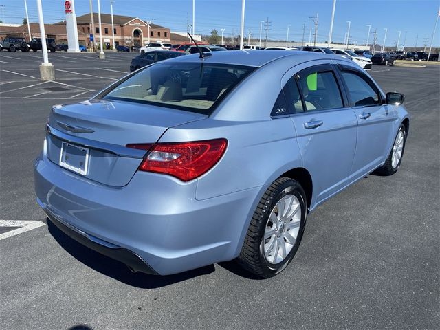 2013 Chrysler 200 Limited