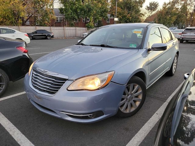 2013 Chrysler 200 Limited