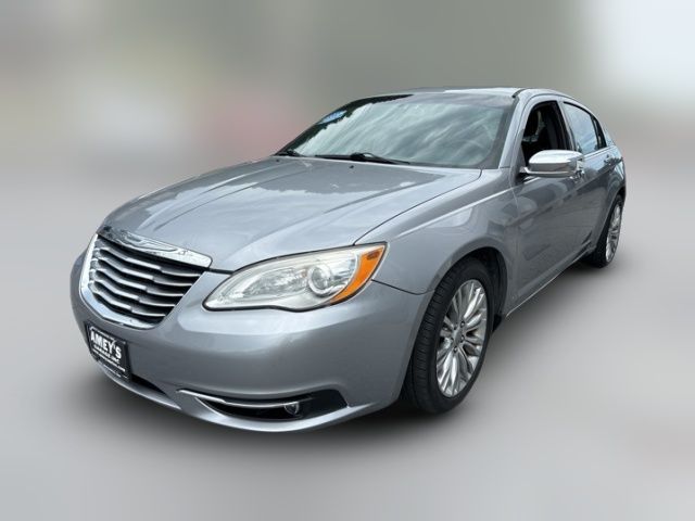 2013 Chrysler 200 Limited