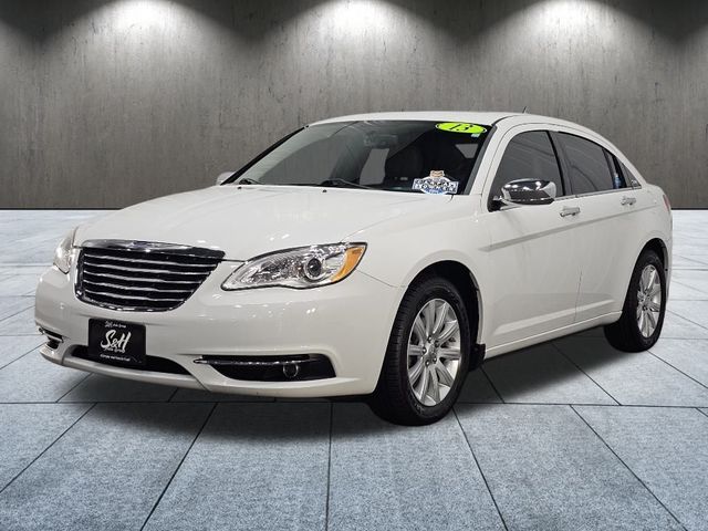 2013 Chrysler 200 Limited