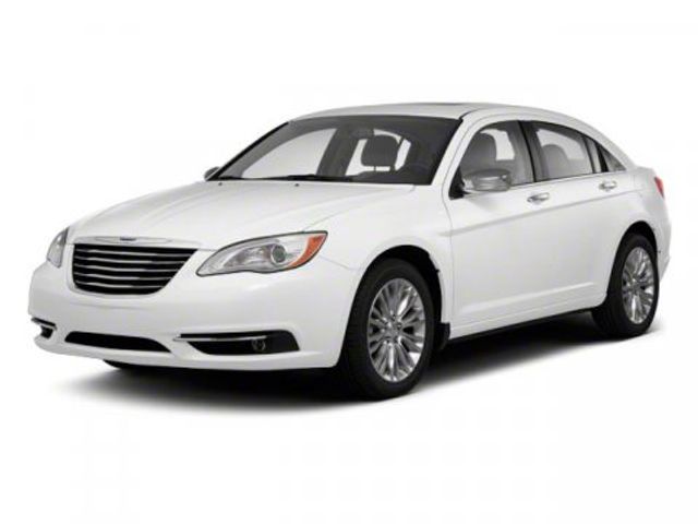 2013 Chrysler 200 Limited