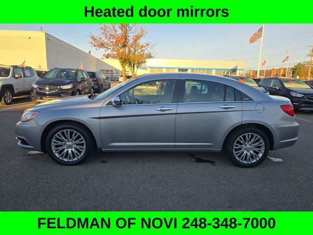 2013 Chrysler 200 Limited