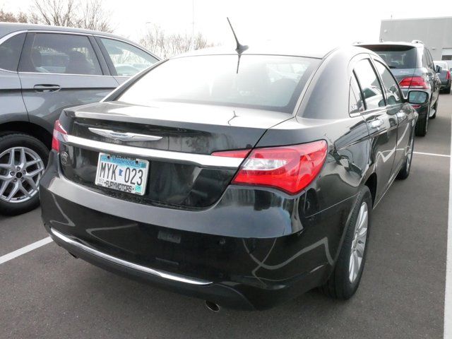 2013 Chrysler 200 Limited