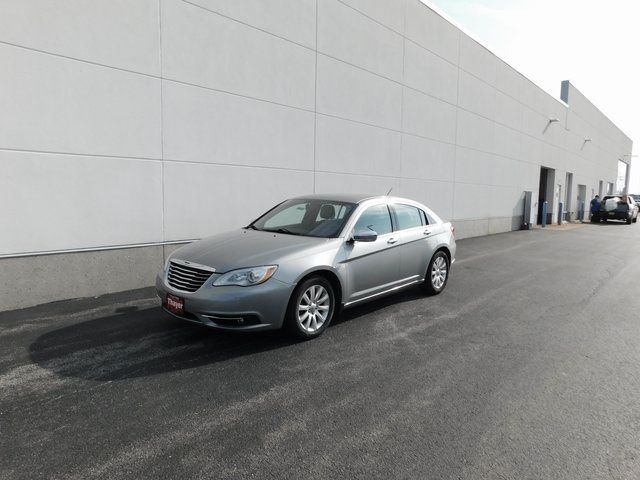 2013 Chrysler 200 Limited