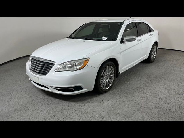 2013 Chrysler 200 Limited