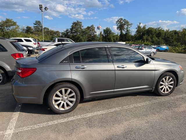 2013 Chrysler 200 Limited