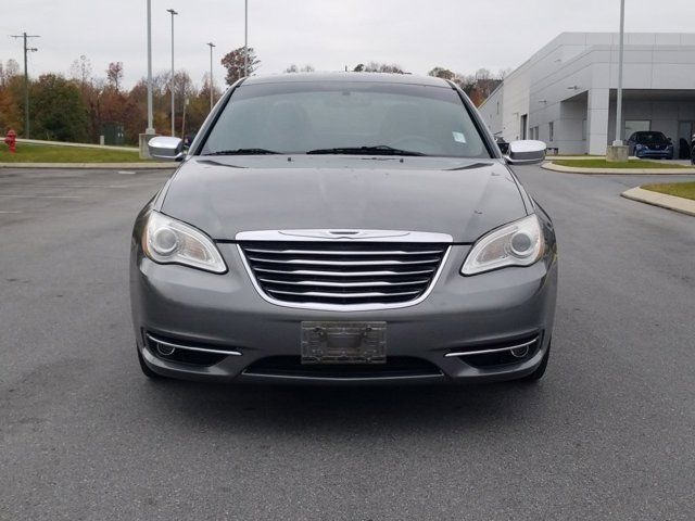 2013 Chrysler 200 Limited