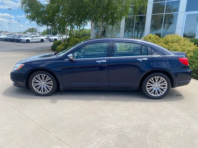 2013 Chrysler 200 Limited