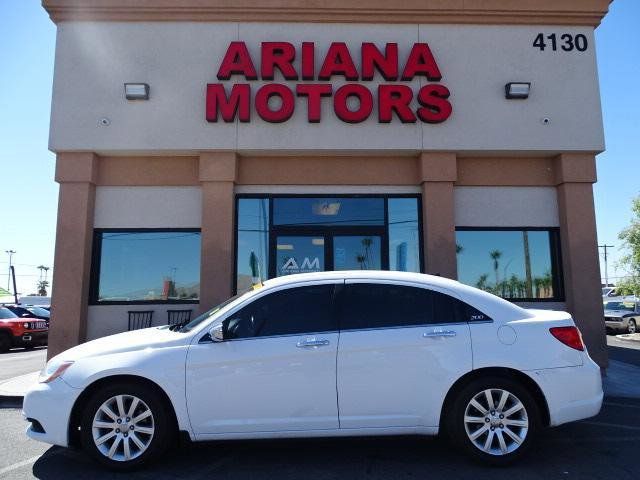 2013 Chrysler 200 Limited