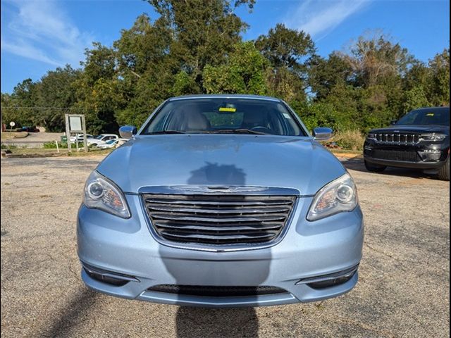 2013 Chrysler 200 Limited