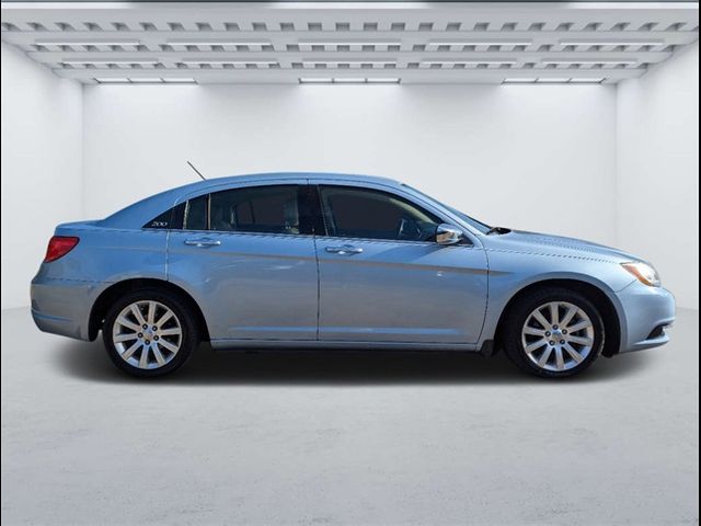 2013 Chrysler 200 Limited