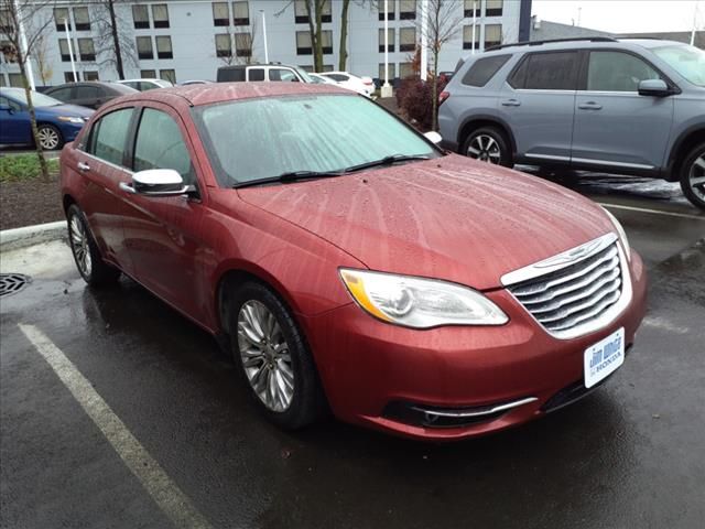 2013 Chrysler 200 Limited