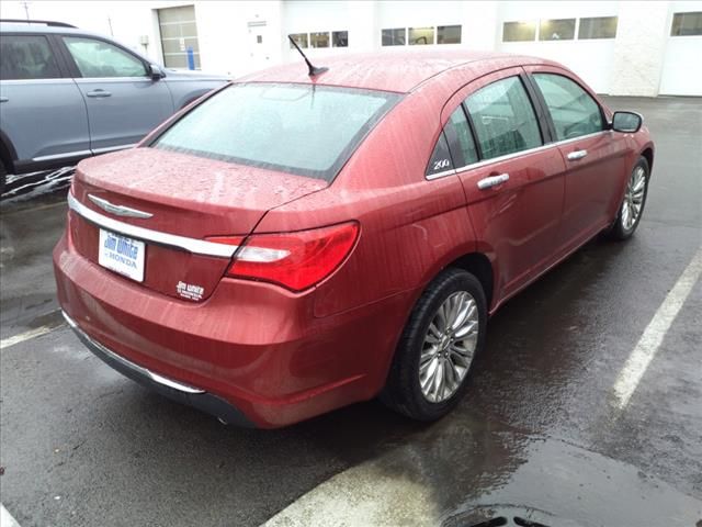 2013 Chrysler 200 Limited