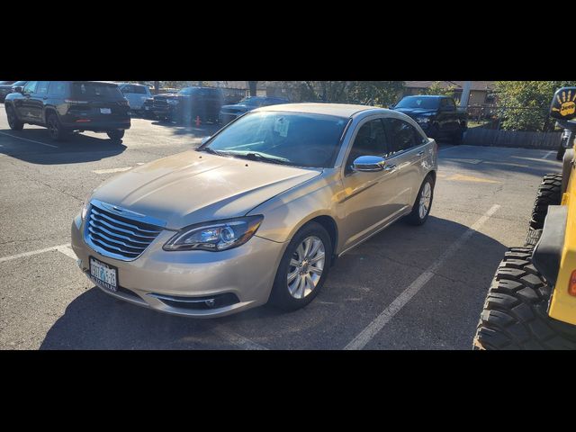 2013 Chrysler 200 Limited