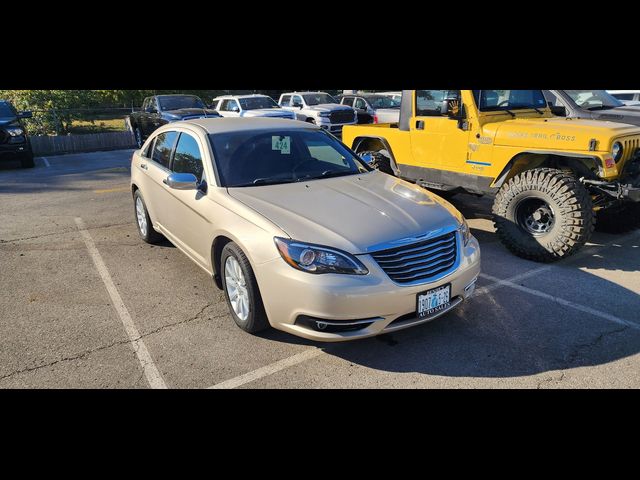 2013 Chrysler 200 Limited