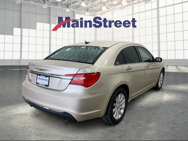 2013 Chrysler 200 Limited