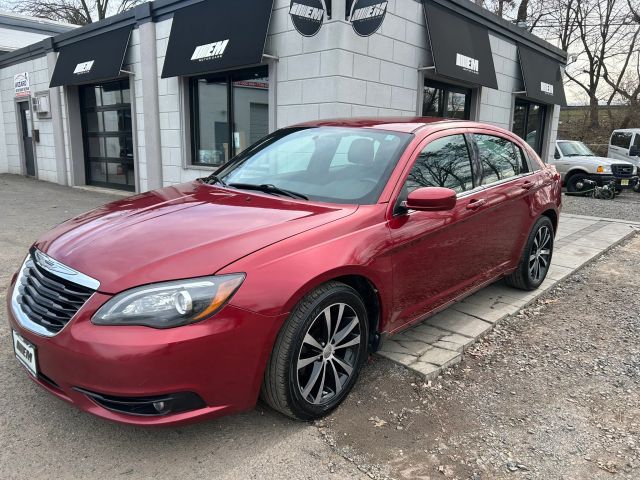 2013 Chrysler 200 Limited
