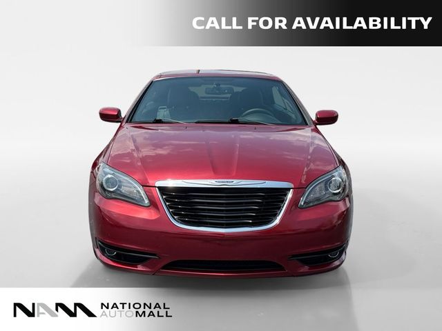 2013 Chrysler 200 S