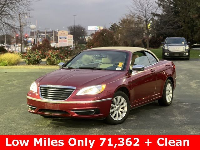 2013 Chrysler 200 Touring