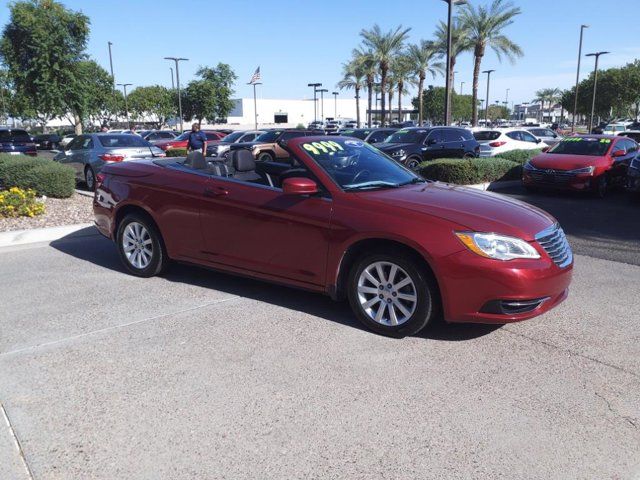 2013 Chrysler 200 Touring