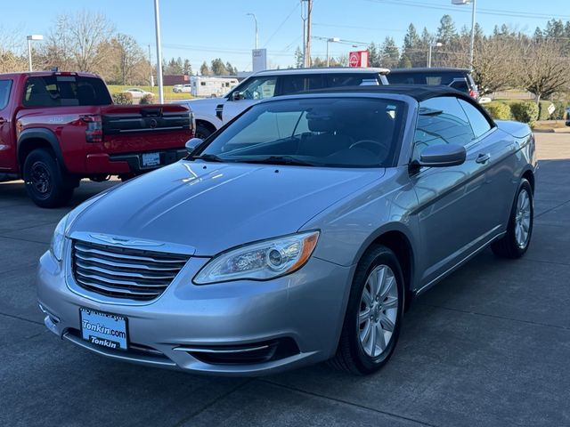 2013 Chrysler 200 Touring
