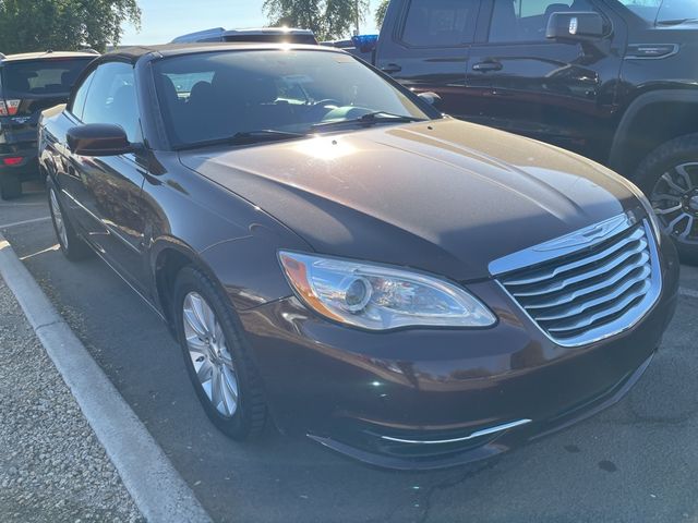 2013 Chrysler 200 Touring