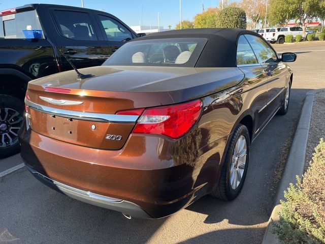 2013 Chrysler 200 Touring