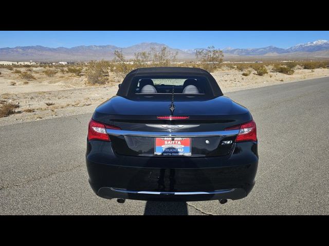 2013 Chrysler 200 Touring