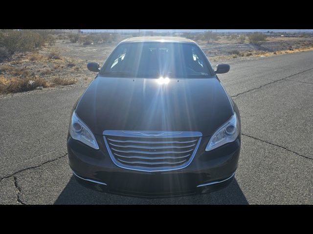 2013 Chrysler 200 Touring